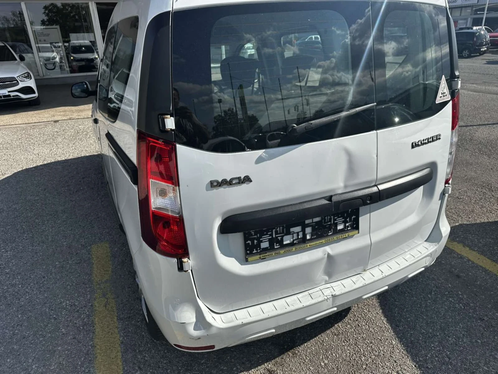 Dacia Dokker 1.6i---euro-6, снимка 4 - Автомобили и джипове - 55257985