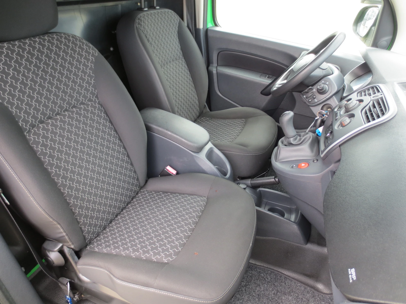 Renault Kangoo 1.5 dci, снимка 11 - Автомобили и джипове - 55262128