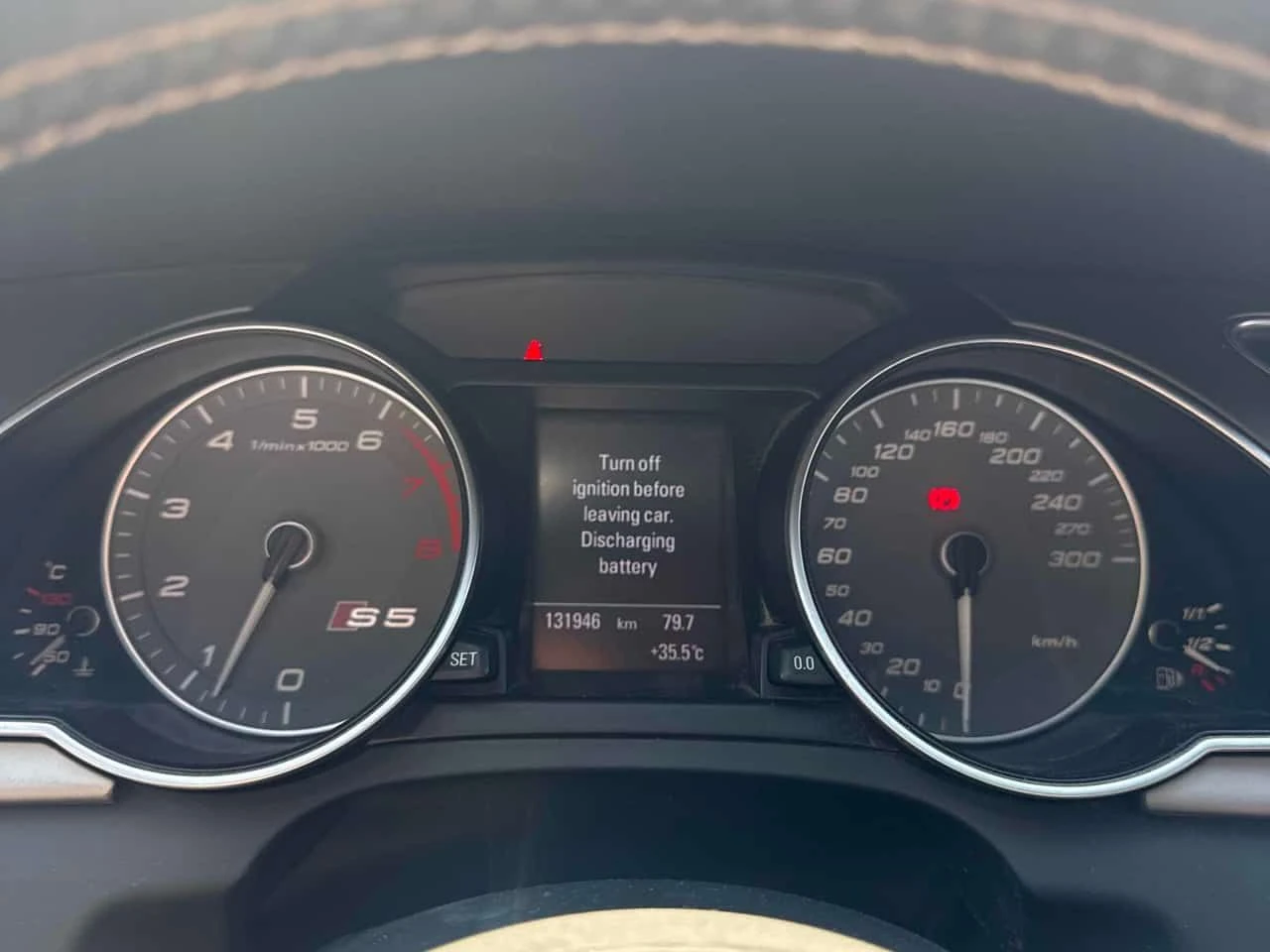 Audi S5 * CARFAX * БЕЗ ПЪРВОНАЧАЛНА ВНОСКА, снимка 8 - Автомобили и джипове - 55313923