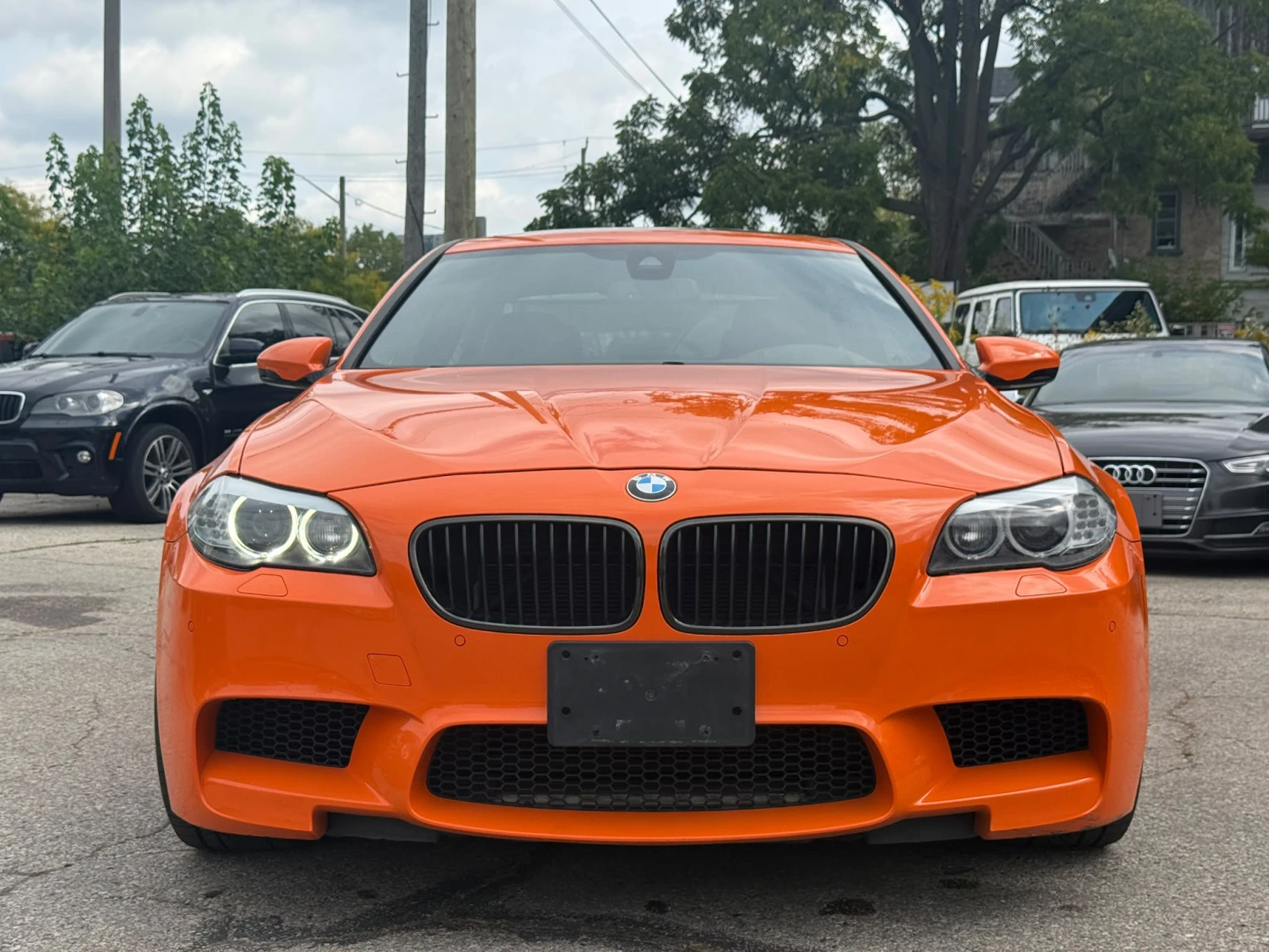 BMW M5 | INDIVIDUAL | Цена до България & АвтоКредит, снимка 2 - Автомобили и джипове - 56252546
