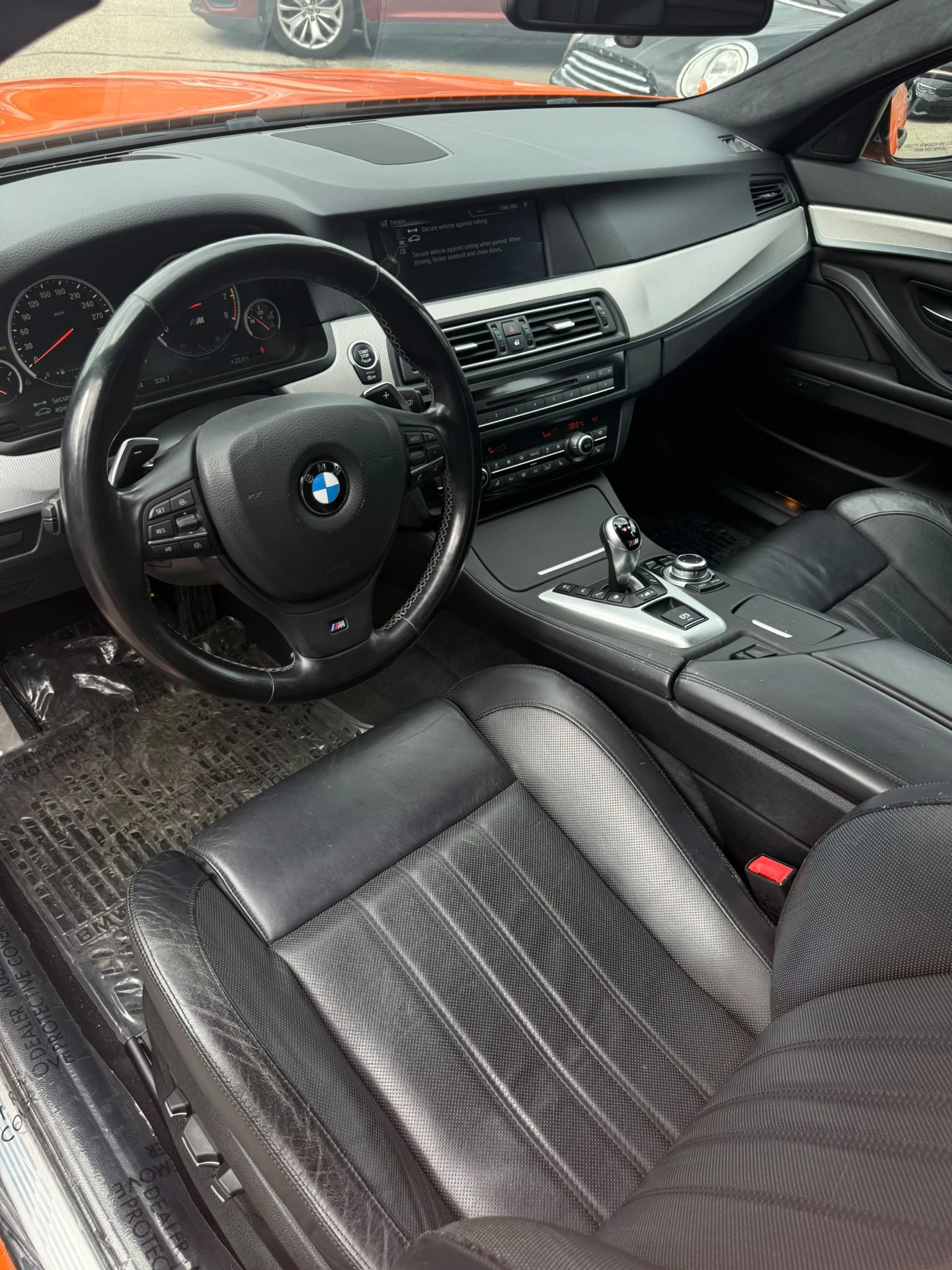 BMW M5 | INDIVIDUAL | Цена до България & АвтоКредит, снимка 7 - Автомобили и джипове - 56252546