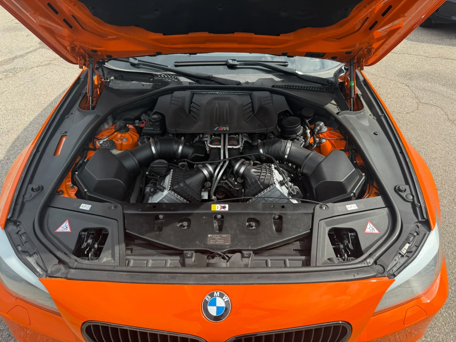 BMW M5 | INDIVIDUAL | Цена до България & АвтоКредит, снимка 15 - Автомобили и джипове - 56252546