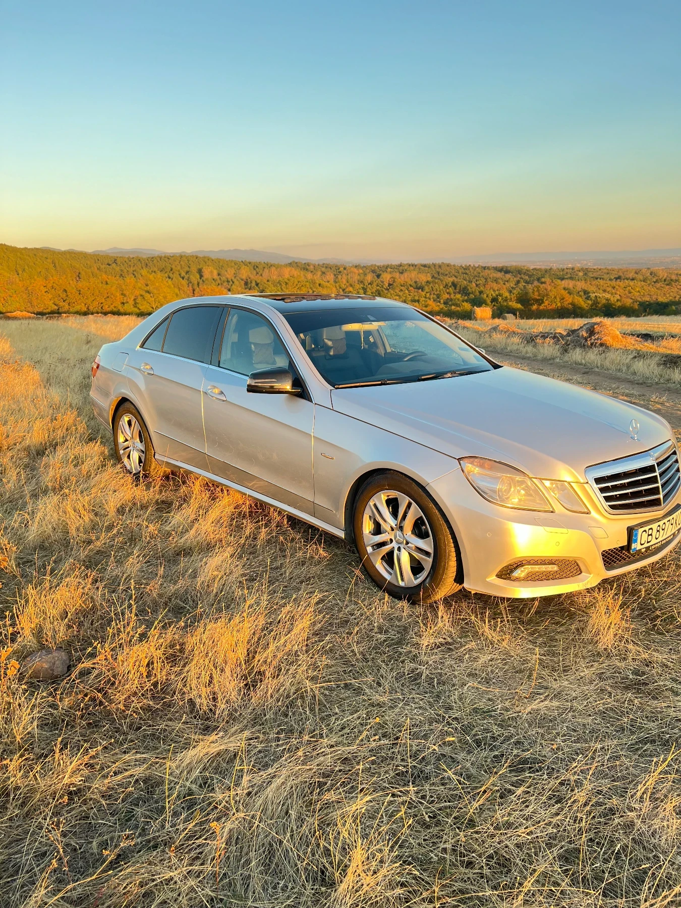 Mercedes-Benz E 250, снимка 10 - Автомобили и джипове - 56350793