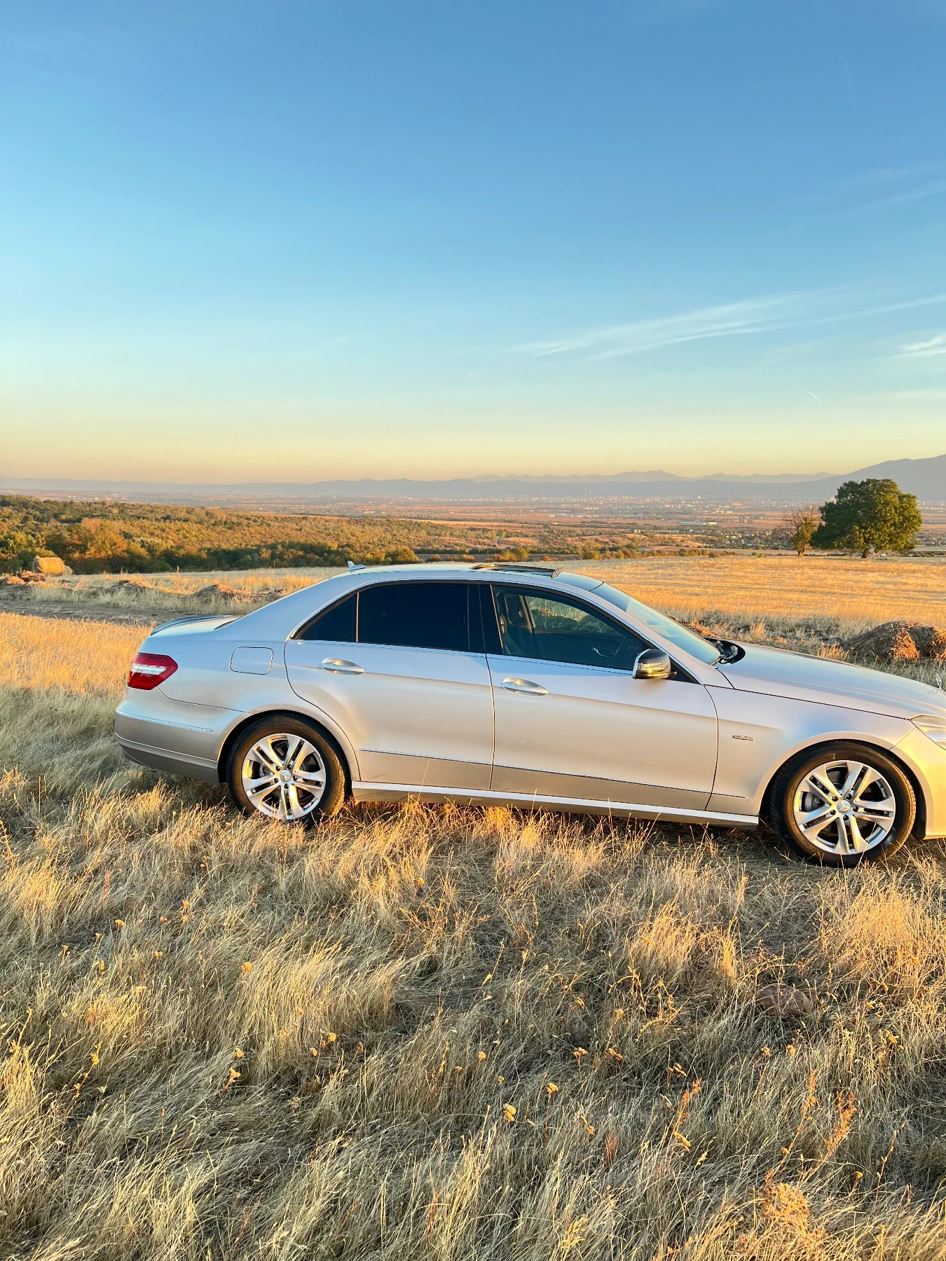 Mercedes-Benz E 250, снимка 9 - Автомобили и джипове - 56350793