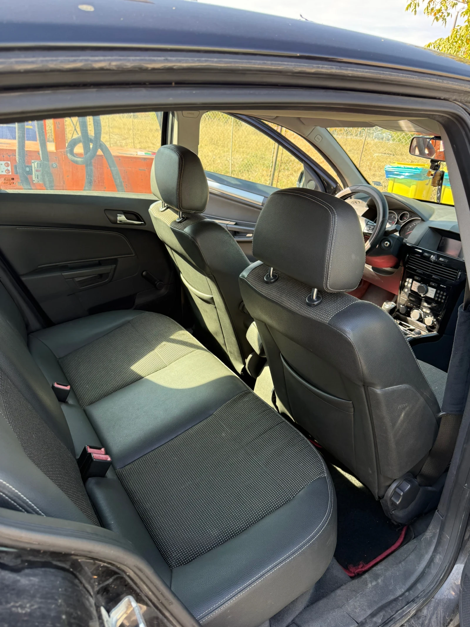 Opel Astra, снимка 9 - Автомобили и джипове - 56443327