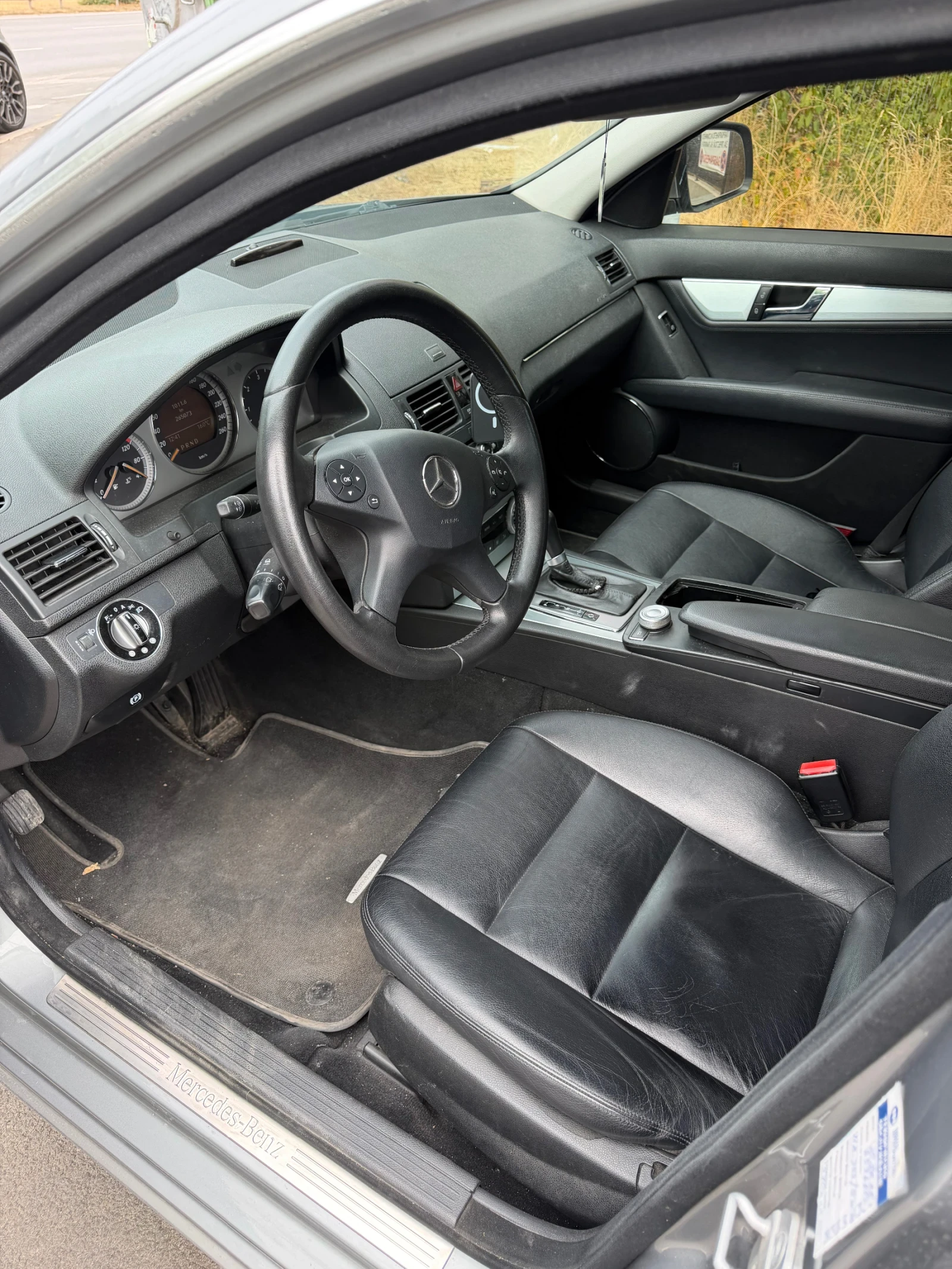 Mercedes-Benz C 220 Avantgarde, снимка 7 - Автомобили и джипове - 56630557