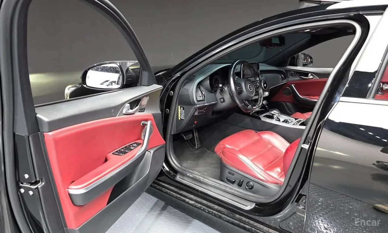 Kia Stinger * 3.3 Turbo AWD * ����������*  | Mobile.bg � ����������� 10