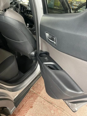 Toyota C-HR 1.2 turbo 4x4, снимка 13 - Автомобили и джипове - 53136930