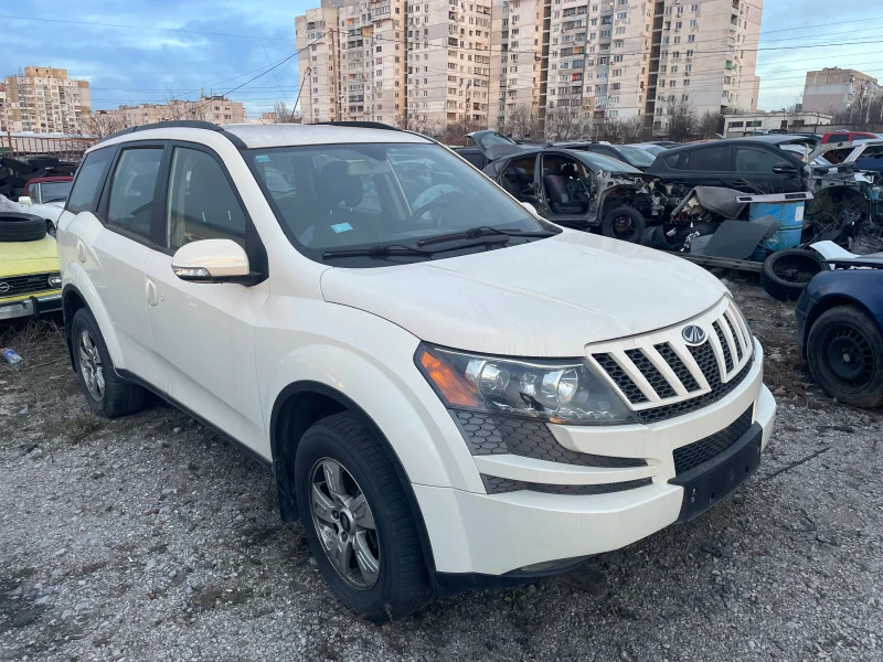 Mahindra XUV 500 2.2D 4x4, снимка 5 - Автомобили и джипове - 44217314