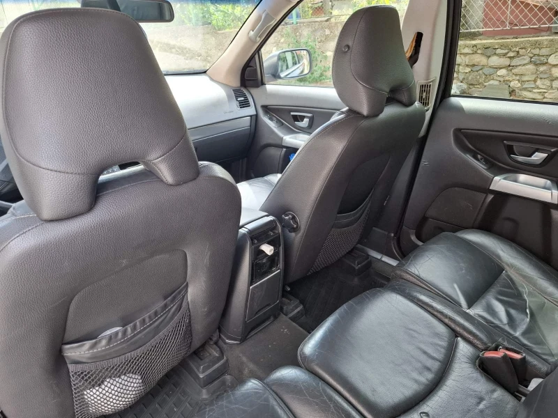 Volvo Xc90 2.4, снимка 7 - Автомобили и джипове - 51915466