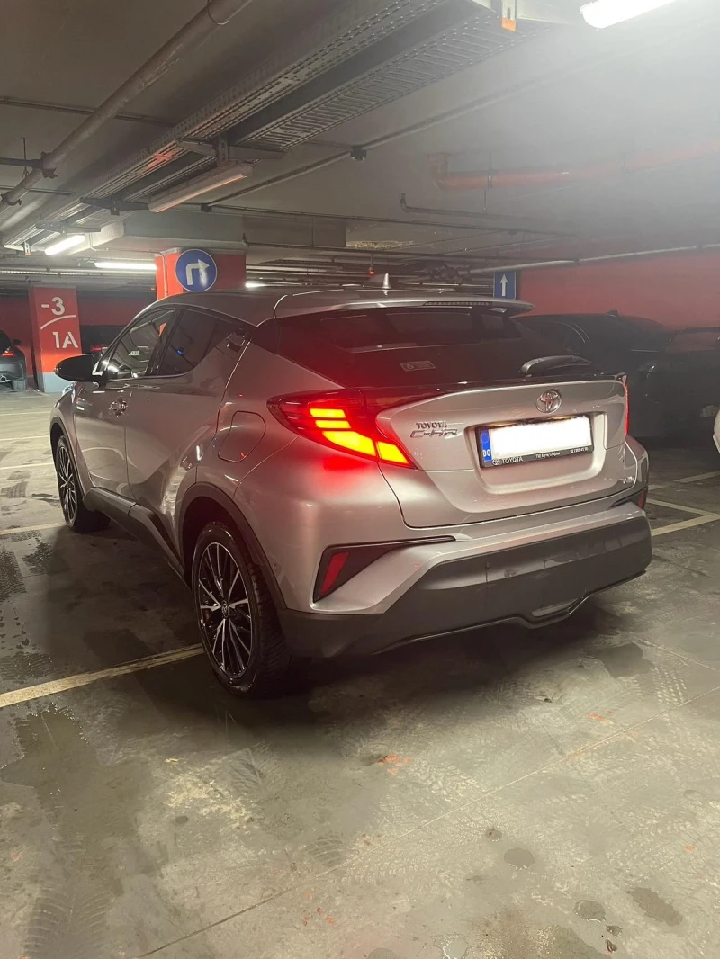 Toyota C-HR 1.2 turbo 4x4, снимка 8 - Автомобили и джипове - 52657291