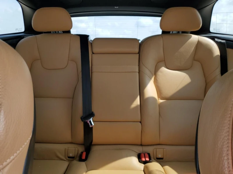 Volvo XC60, снимка 10 - Автомобили и джипове - 52913868