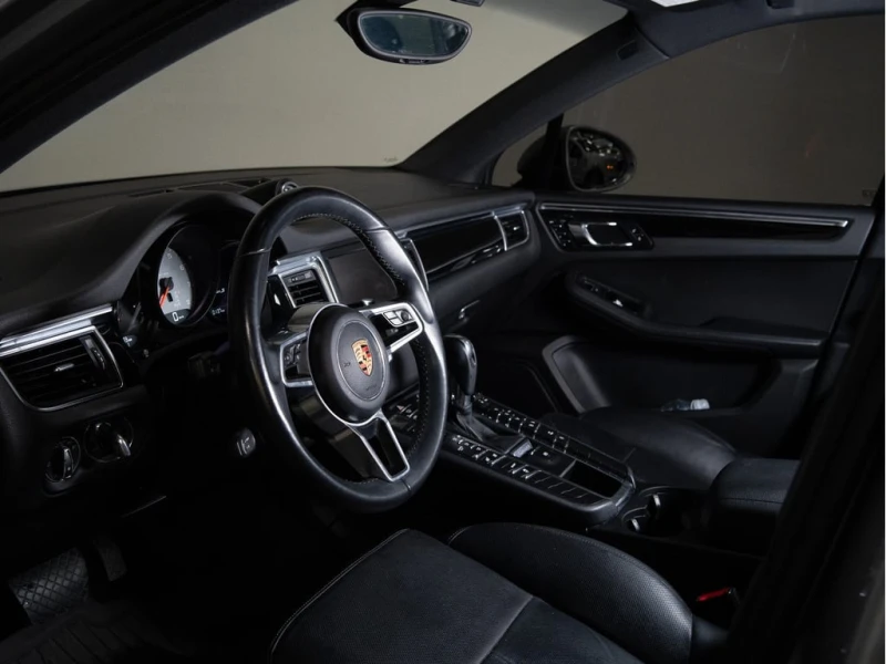 Porsche Macan * S | PREMIUM PLUS PKG | PANO | BOSE * CARFAX * БЕ, снимка 11 - Автомобили и джипове - 52932120