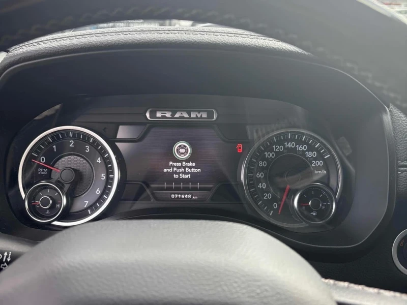 Dodge RAM 1500 * Sport * CARFAX * БЕЗ ПЪРВОНАЧАЛНА ВНОСКА, снимка 8 - Автомобили и джипове - 52957718