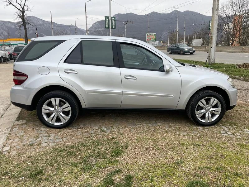 Mercedes-Benz ML 280 3.0CDI-SPORT, снимка 4 - Автомобили и джипове - 36287296