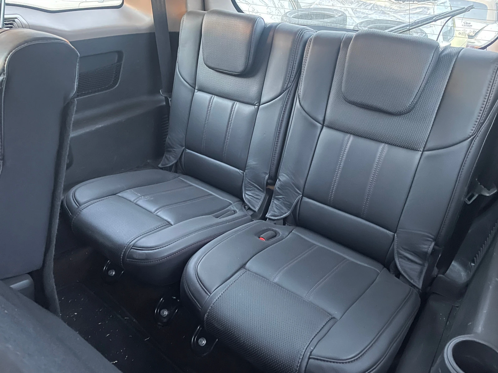 Mahindra XUV 500 2.2D 4x4 | Mobile.bg — изображение 13