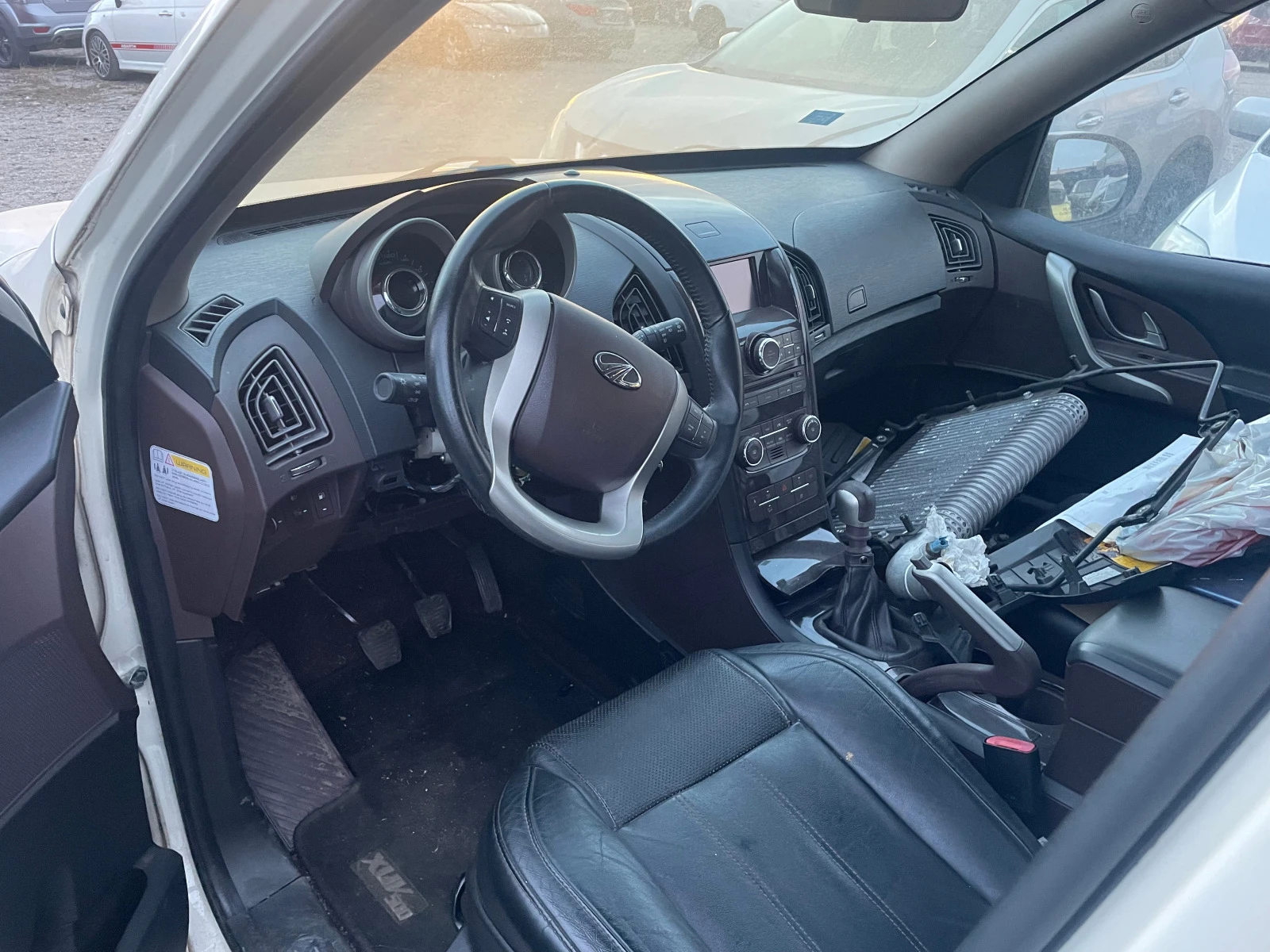 Mahindra XUV 500 2.2D 4x4 | Mobile.bg — изображение 12