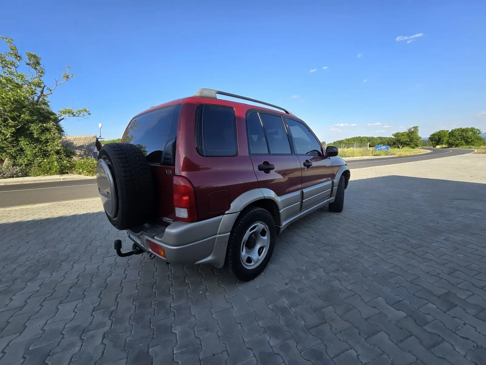 Suzuki Grand vitara 2.5 V6 4x4 - изображение 3