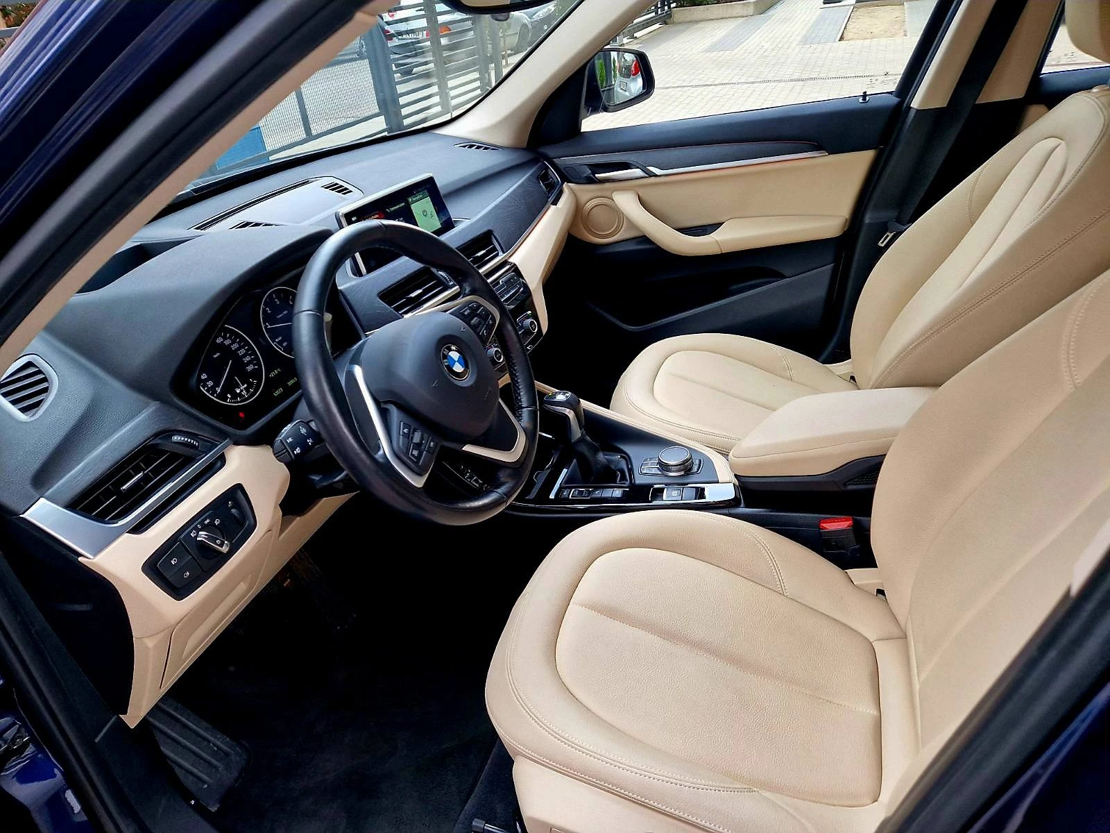 BMW X1 II F48 xDrive25d xLine  - изображение 5