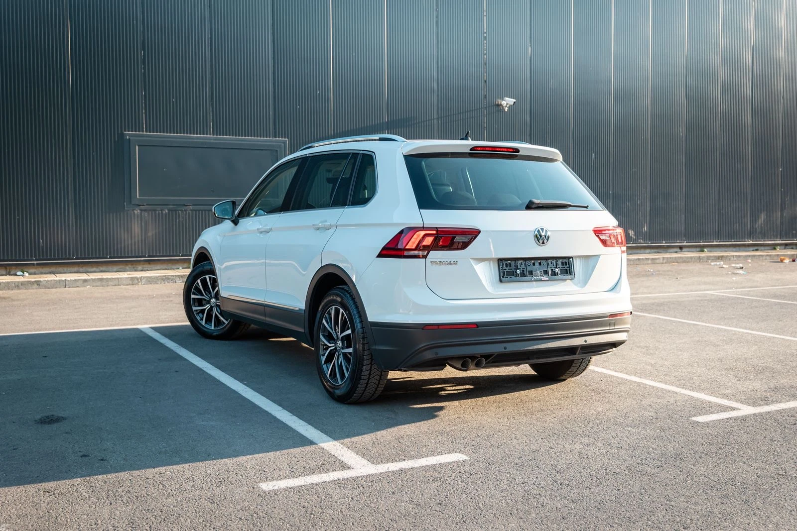 VW Tiguan 2.0 TDI Business - изображение 3