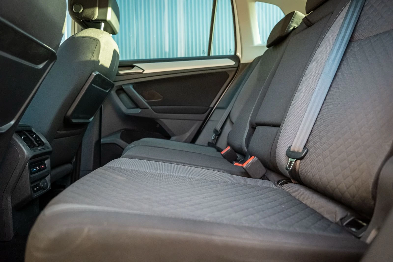 VW Tiguan 2.0 TDI Business | Mobile.bg — изображение 14