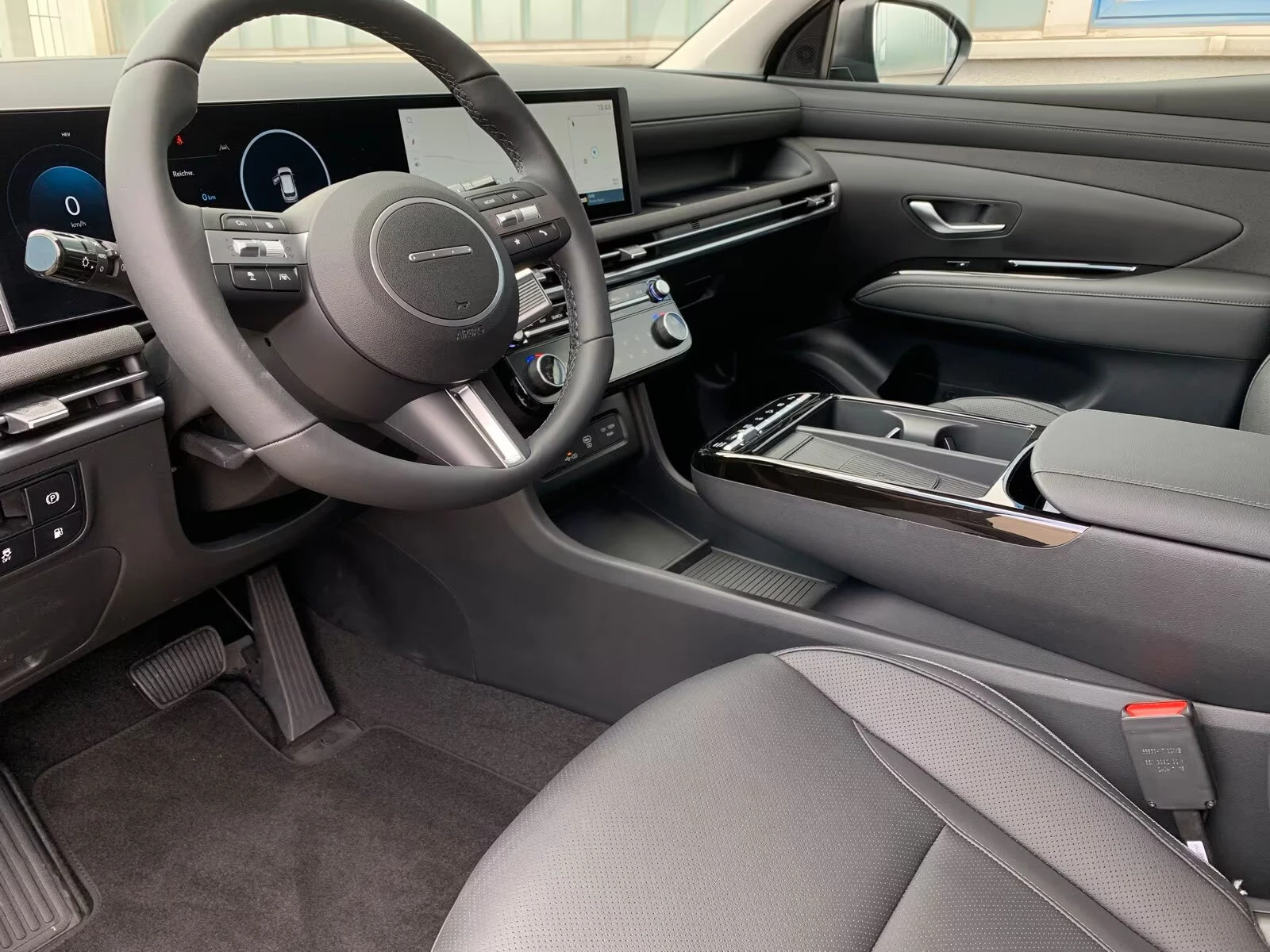 Hyundai Tucson PRIME/252HP/FACE/HUD/NAVI/CAM/LED/KLESS/AMBI/216g - изображение 4