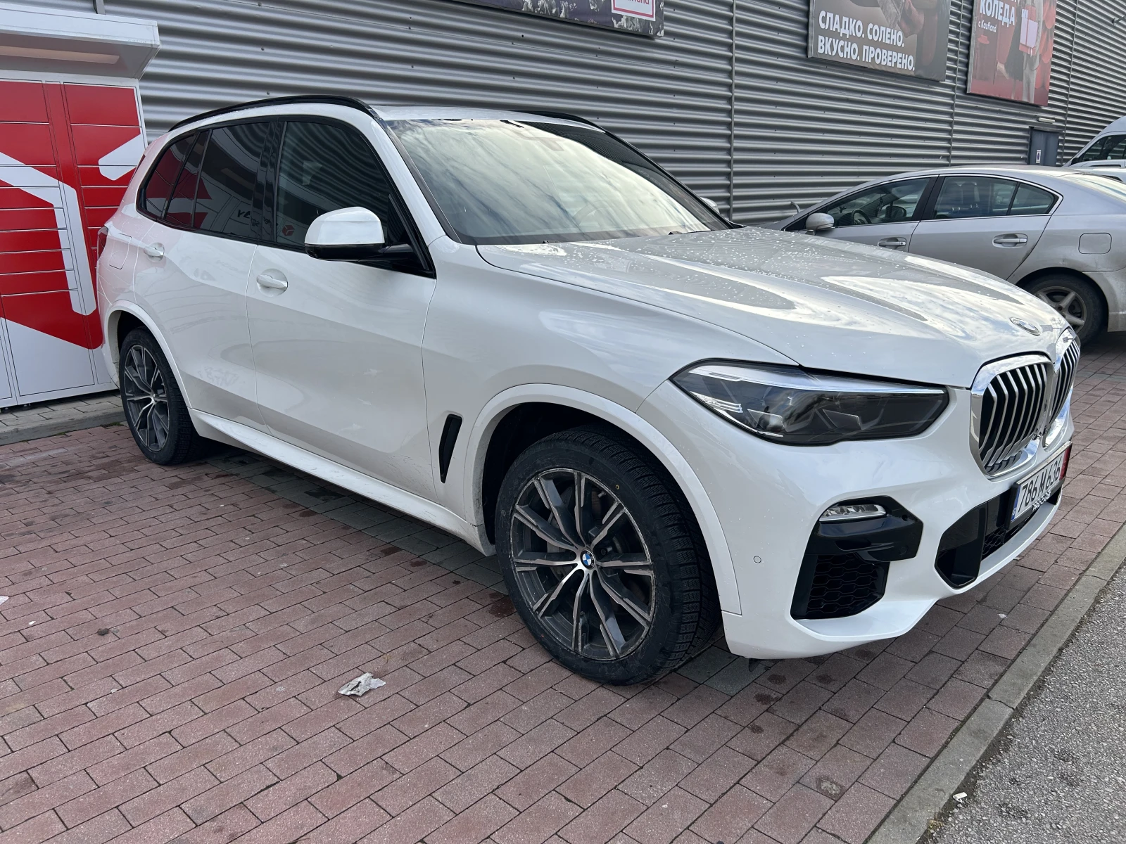 BMW X5 50i XDrive - изображение 2