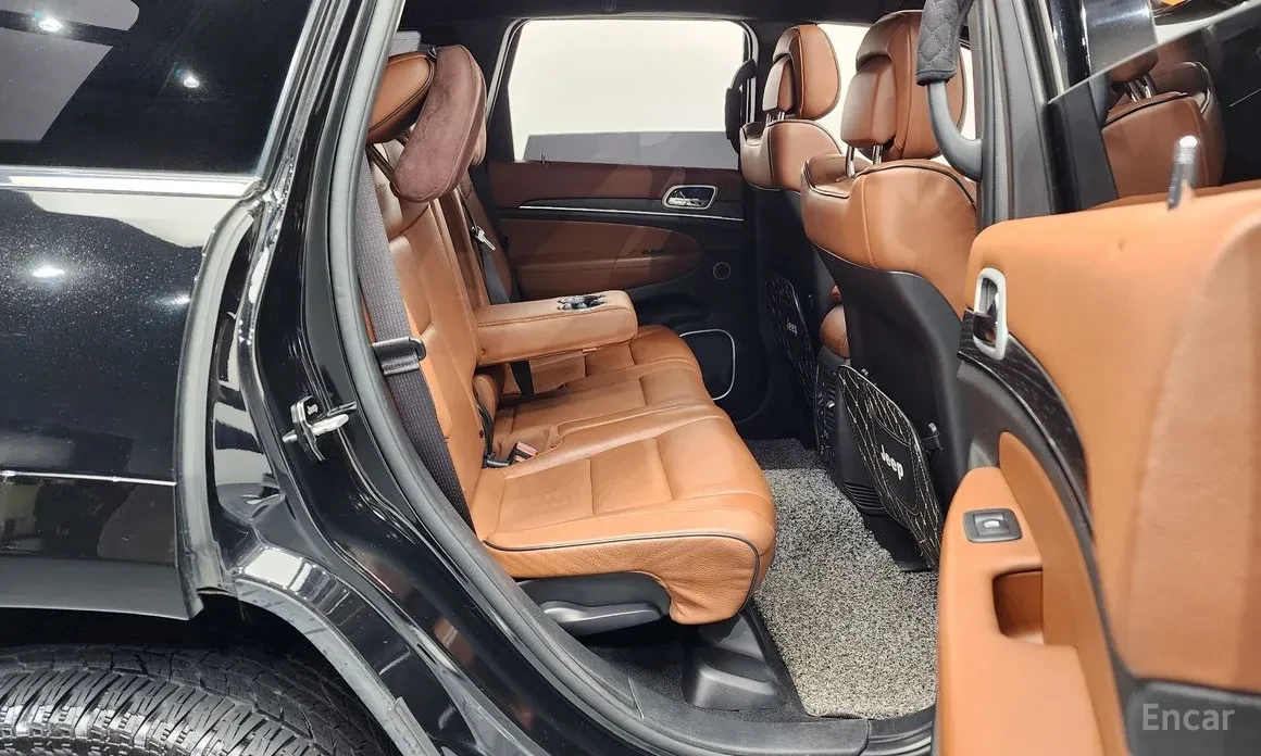 Jeep Grand cherokee 3.6 Summit, снимка 10 - Автомобили и джипове - 54512865