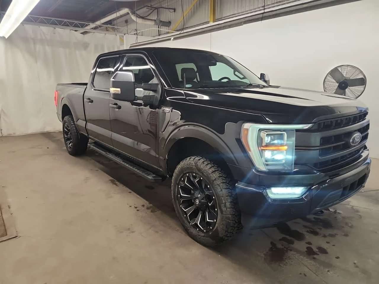 Ford F150 * LARIAT CREW CAB STD BED * АВТОКРЕДИТ, снимка 2 - Автомобили и джипове - 54591323