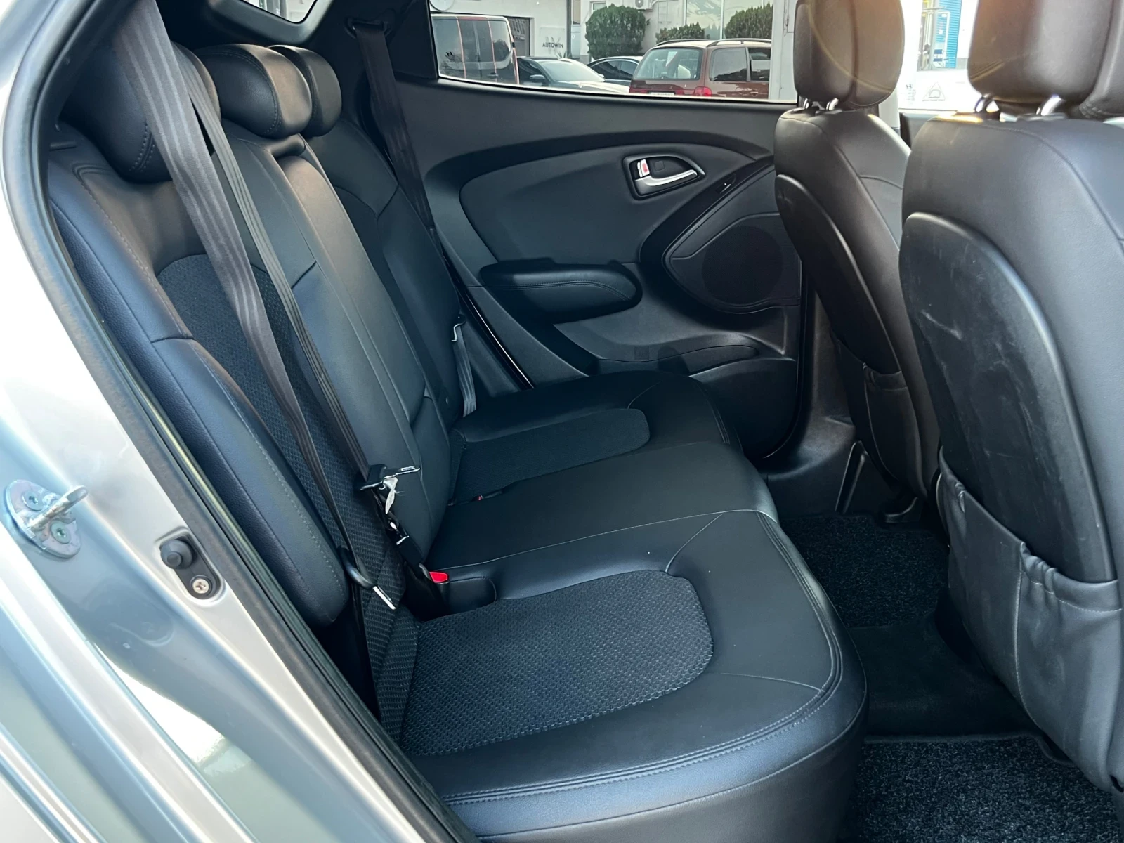 Hyundai IX35 2.0 CRDI | Mobile.bg � ����������� 11