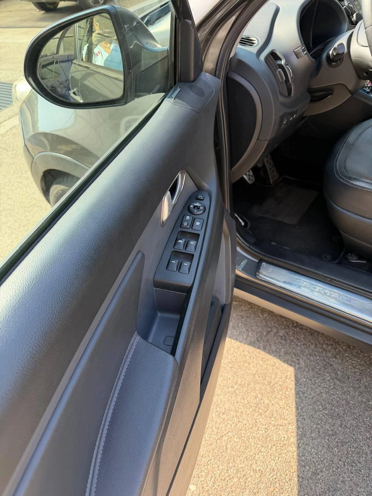 Kia Sportage 1.7 CRDI, снимка 7 - Автомобили и джипове - 55930447