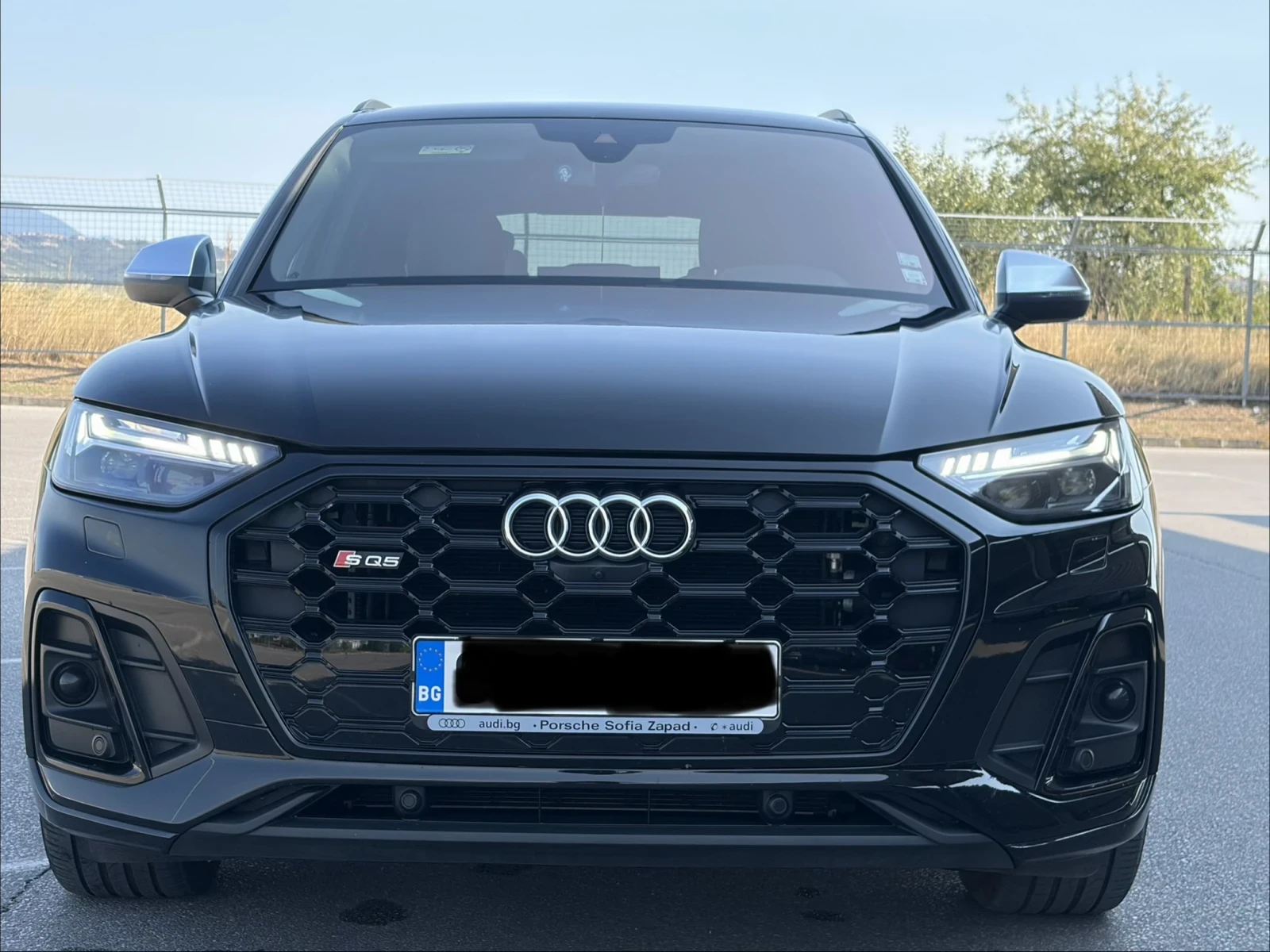 Audi SQ5 SPORTBACK/AIR/CARBON/MASSAGE/B&O/MATRIX, снимка 3 - Автомобили и джипове - 55972422