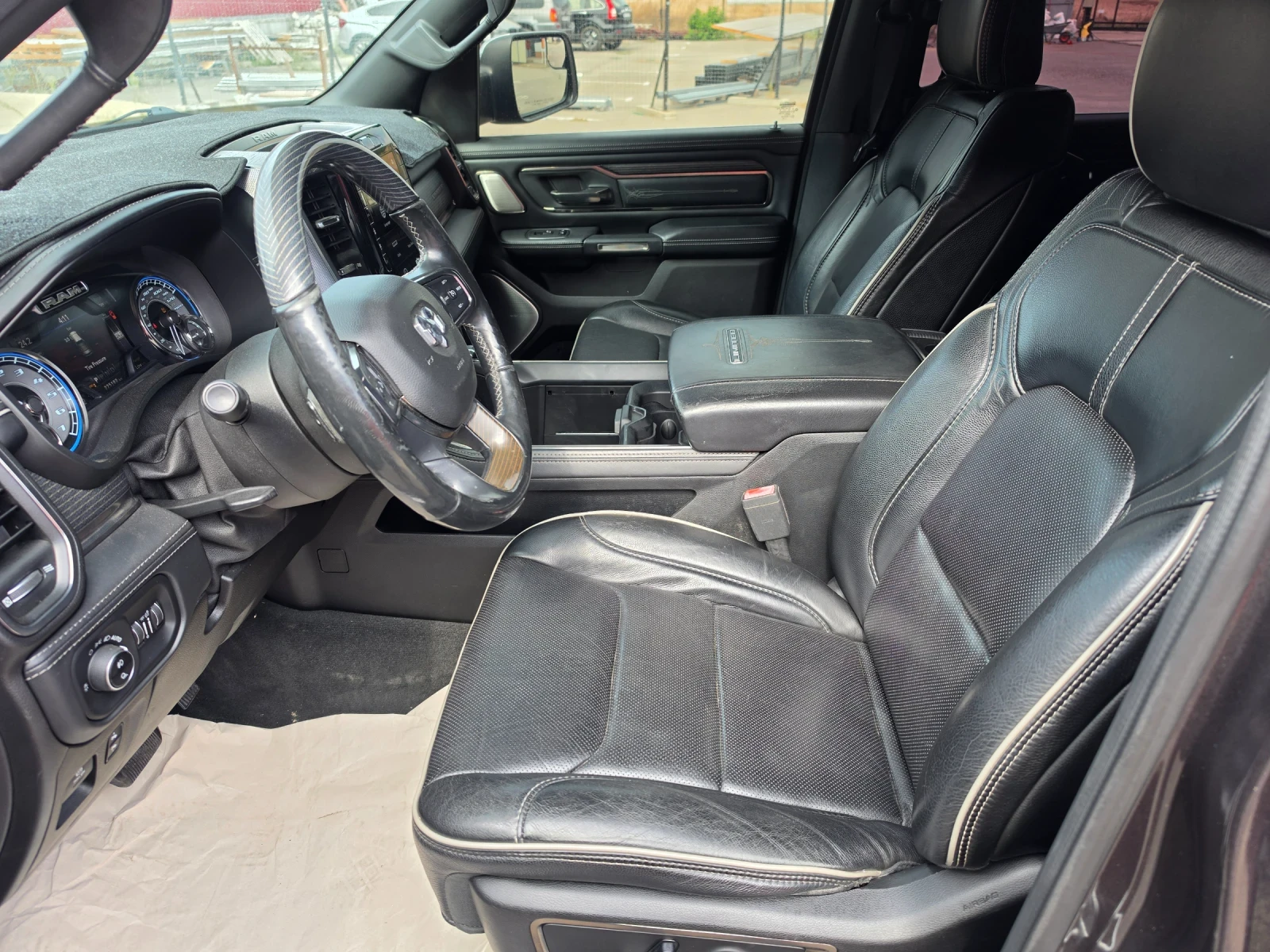 Dodge RAM 1500 5.7 V8 Hemi TOP - Limited, 401h.p. дълга кабина, снимка 8 - Автомобили и джипове - 56067217