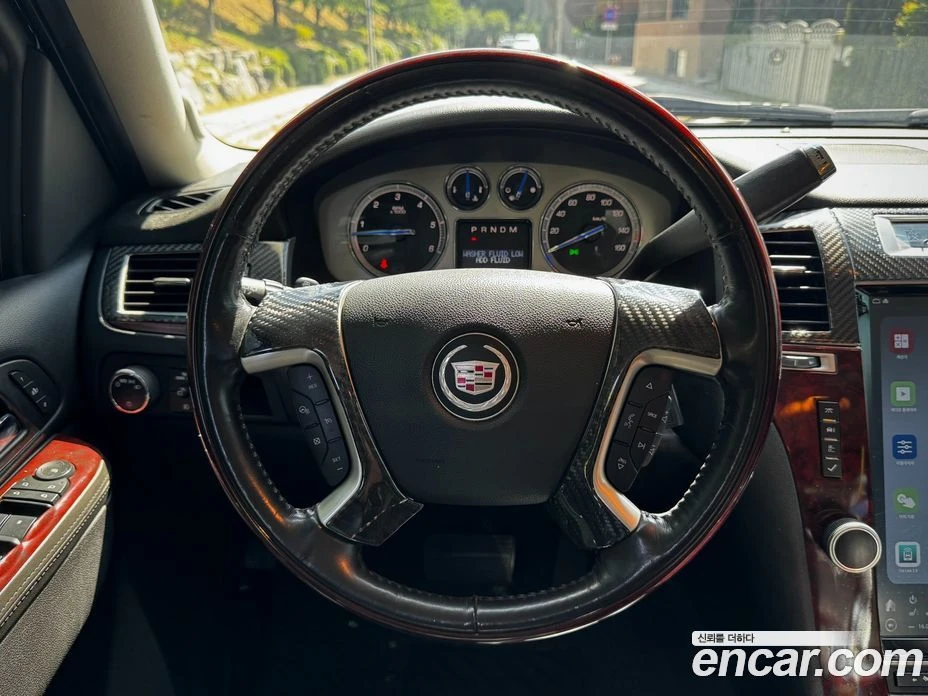 Cadillac Escalade 6.2 3rd, снимка 11 - Автомобили и джипове - 56123093