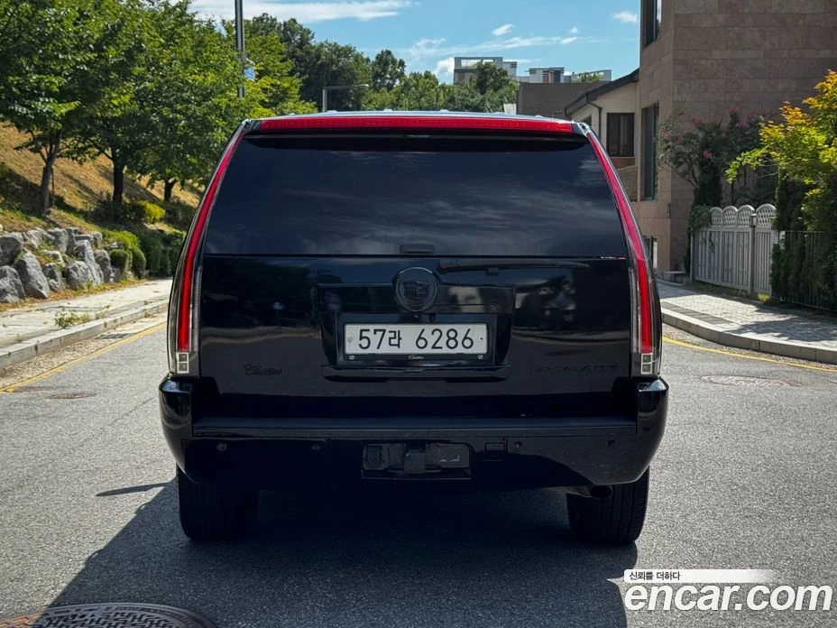 Cadillac Escalade 6.2 3rd, снимка 4 - Автомобили и джипове - 56123093