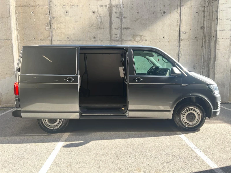 VW Transporter T6, снимка 12 - Бусове и автобуси - 47622801