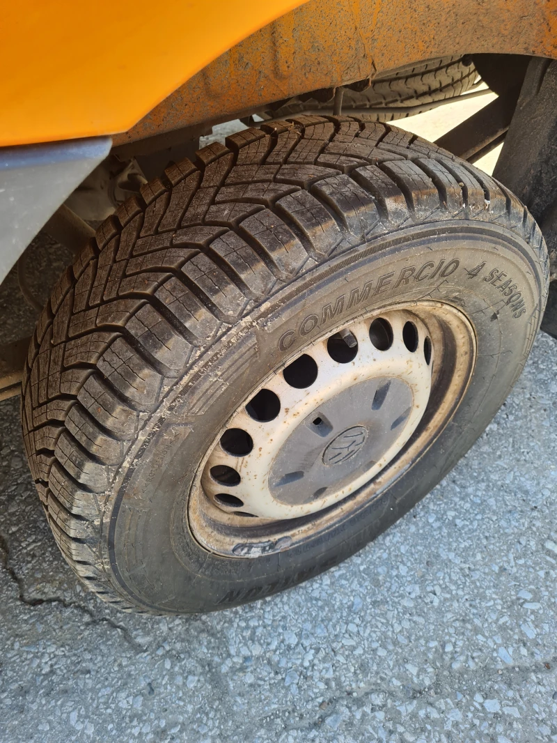 VW Crafter, снимка 11 - Бусове и автобуси - 52350805