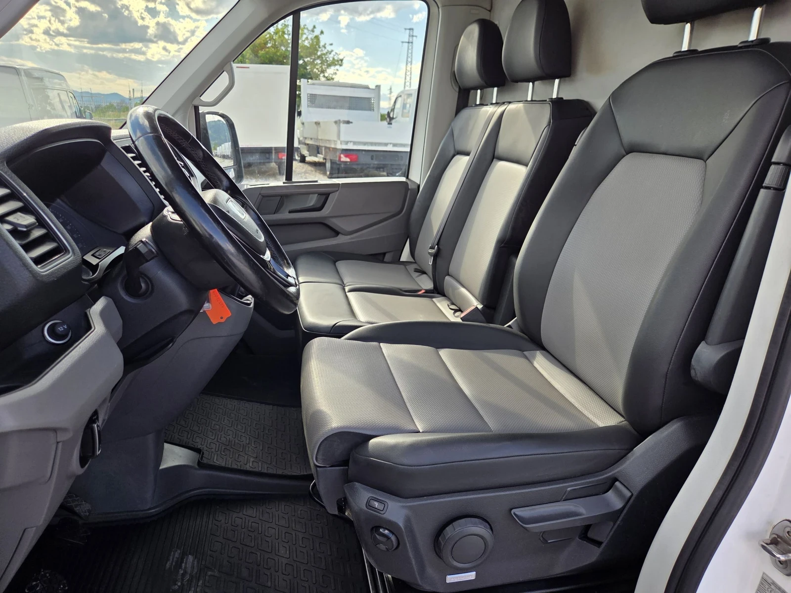 Man TGE 3.180, 4 X 4, Клима, Навигация, Рафтове, снимка 9 - Бусове и автобуси - 54930923