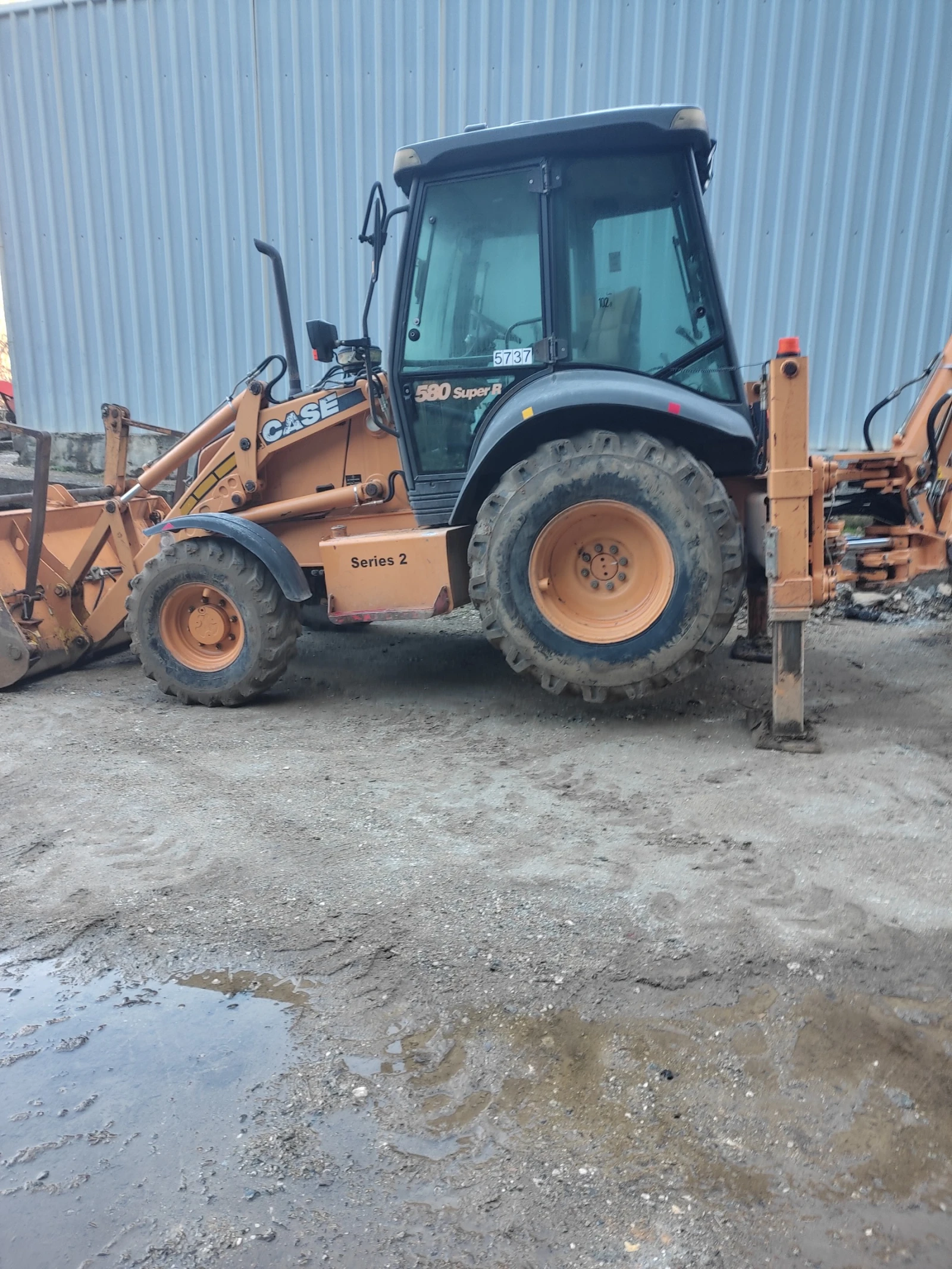 ����� Case 580 | Mobile.bg � ����������� 1