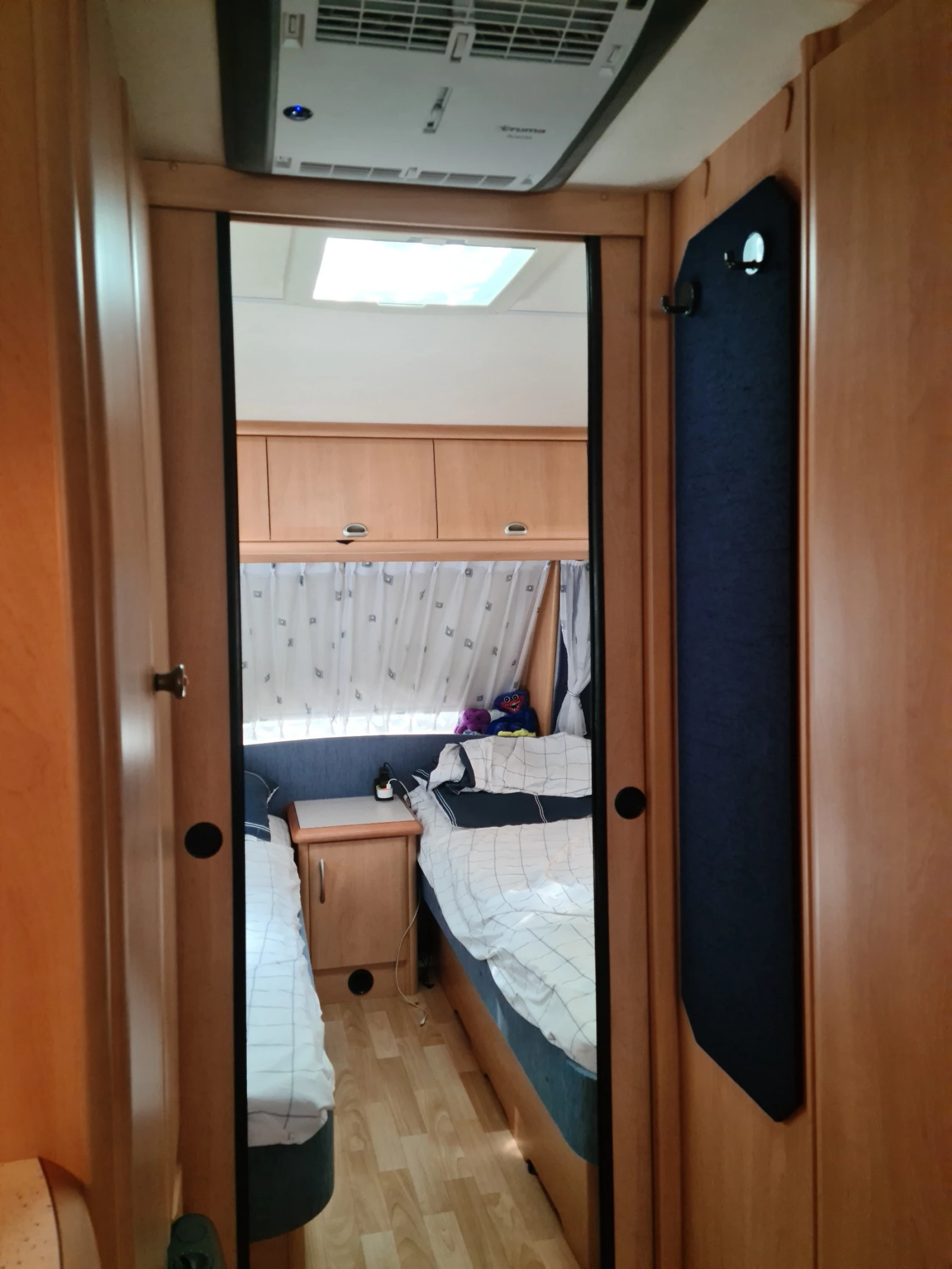 Каравана Hobby De Luxe Easy 540 - изображение 10