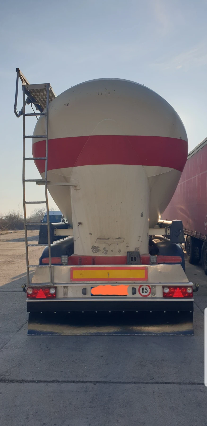 Полуремарке Spitzer, снимка 3 - Ремаркета - 54133337