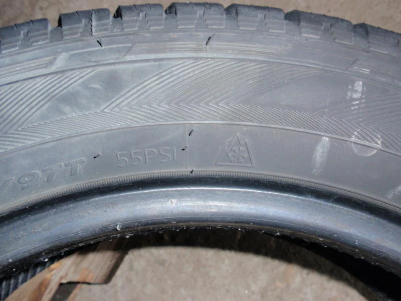 Гуми Всесезонни 195/60R16, снимка 11 - Гуми и джанти - 8934907