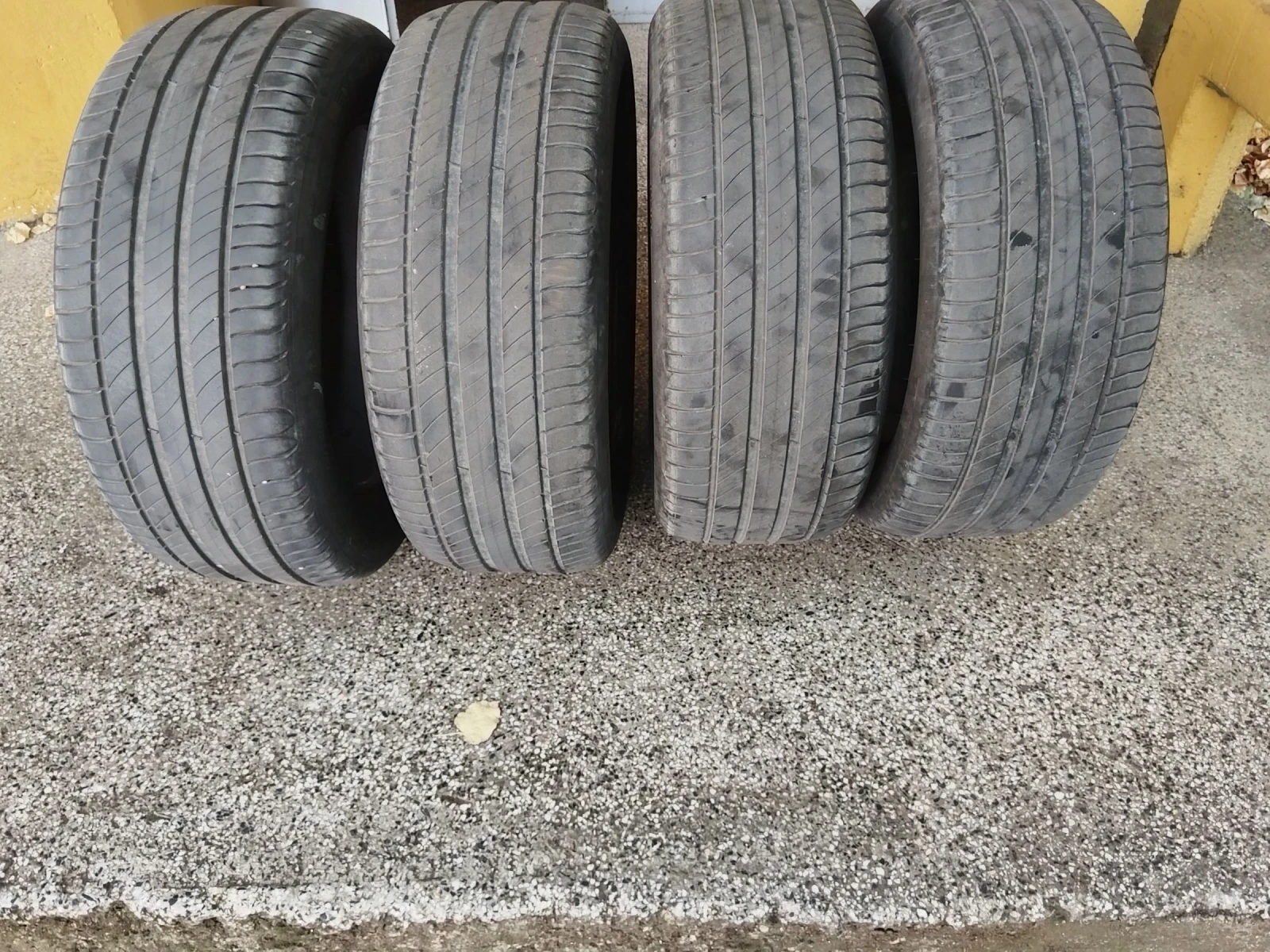  235/55R17 | Mobile.bg   4