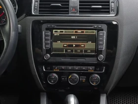 VW Jetta 2.0 TDI, снимка 14