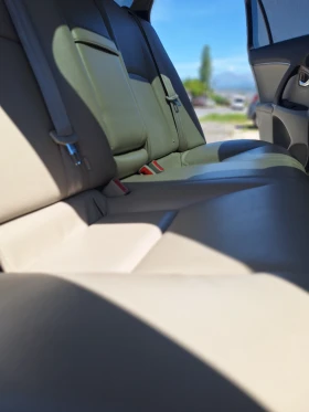 Toyota Avensis 2.0/// | Mobile.bg    13