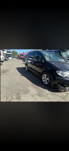 VW Touran 2.0TDI AVTOMAT | Mobile.bg � ����� ������ 2