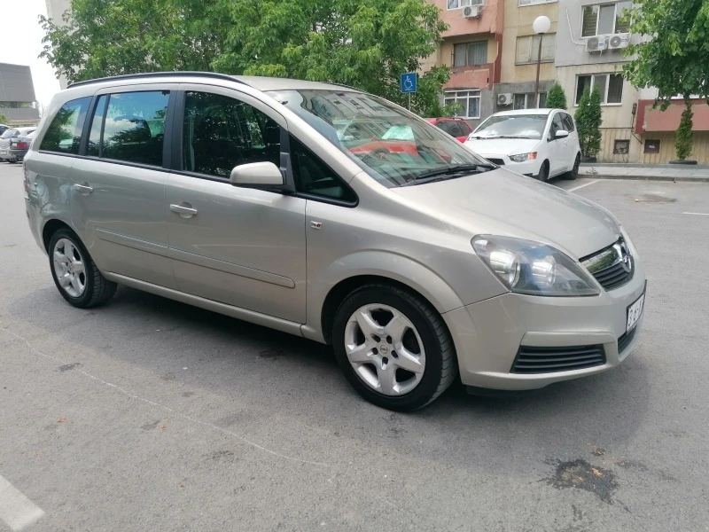 Opel Zafira 1.8i 2007G 6+ 1M, снимка 4 - Автомобили и джипове - 46613413