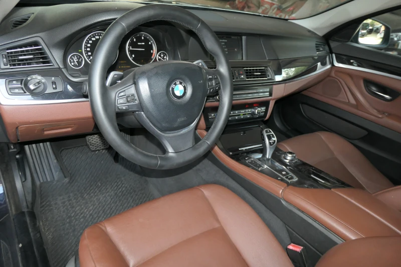 BMW 520 d FULL * XENON * КОЖА * АВТОМАТ * NAVI* BUSINESS *, снимка 10 - Автомобили и джипове - 47263609