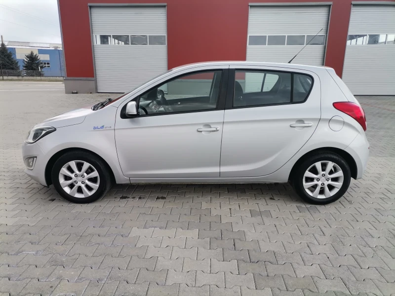 Hyundai I20 1.4 Facetliift , снимка 5 - Автомобили и джипове - 48147833