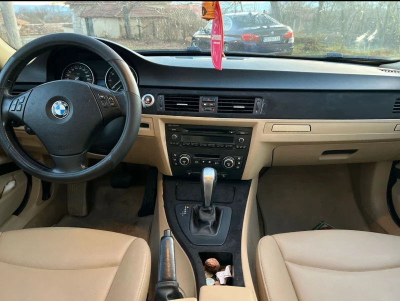 BMW 318, снимка 9 - Автомобили и джипове - 48096217